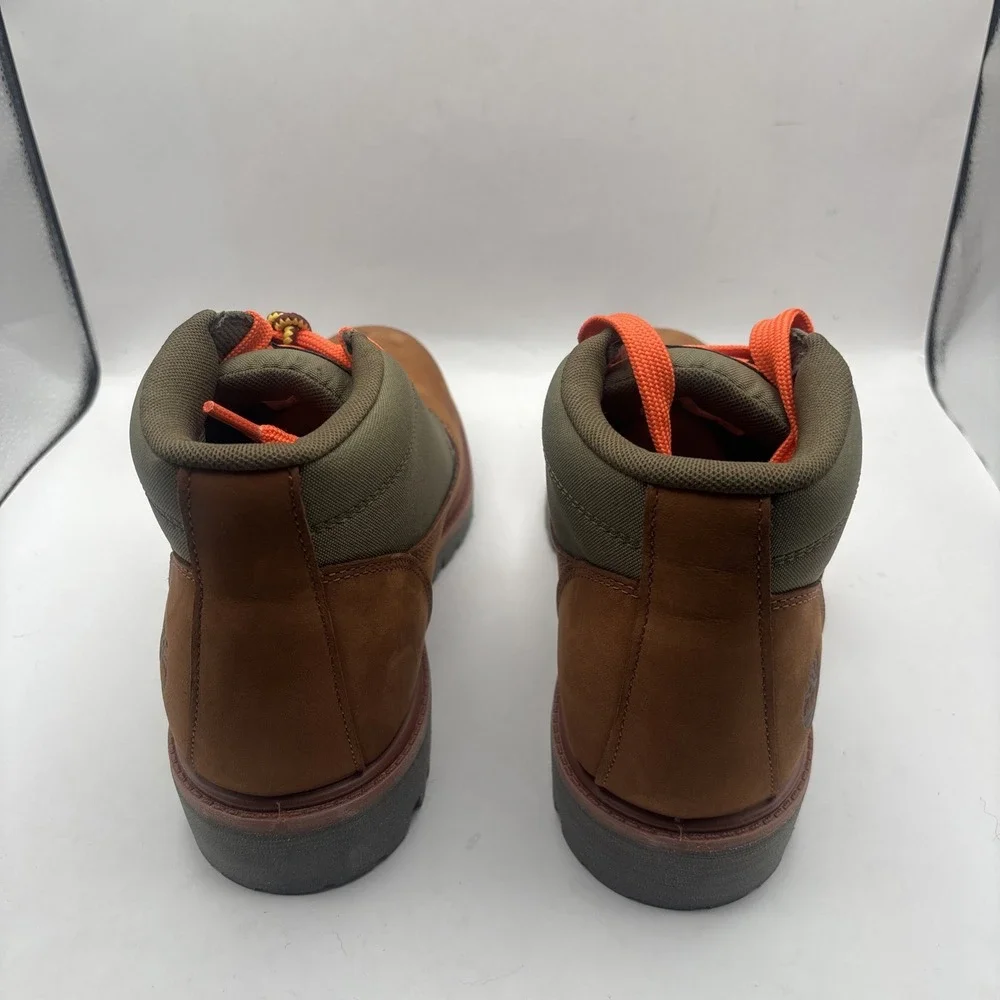 Timberland Premium Mid‎ Lace Chukka Boot Medium Brown Nubuck Men's Size 9.5